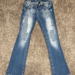 ARIYA JEANS